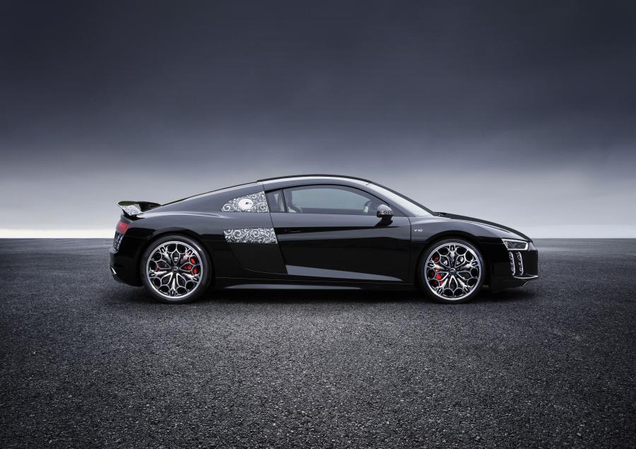  Audi R8 V10 Plus Star of Lucis 2016 года  (фото 8 из 13)